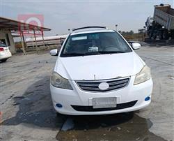 بی وای دی F3